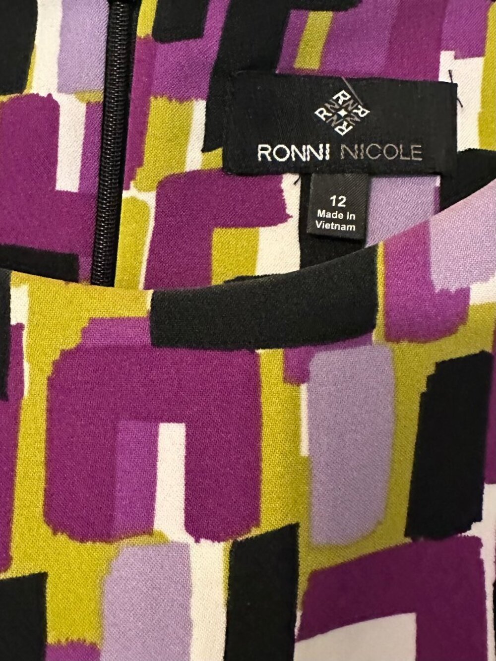 Ronni Nicole sleeveless dress